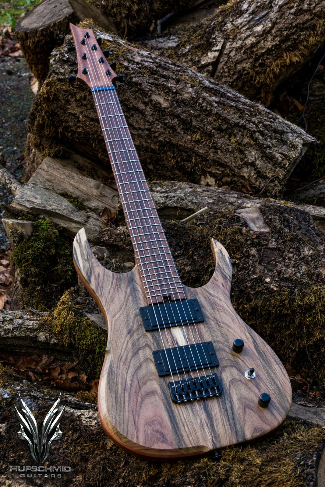 hufschmid-guitars-2.jpg