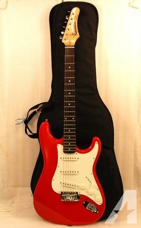 samick-red-strat-style-electric-guitar-with-gig-bag-120-americanlisted_34402625.jpg